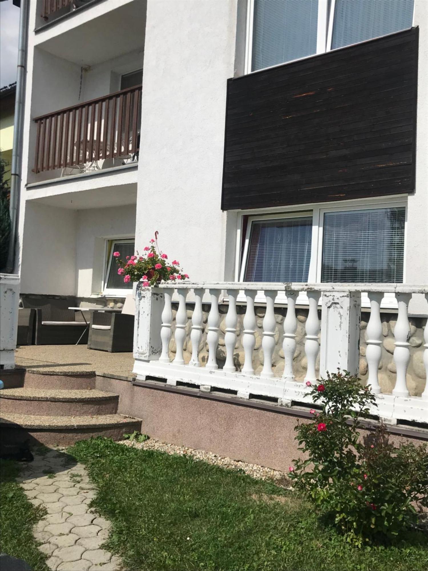 Appartamento Housing Hella Nová Lesná Esterno foto